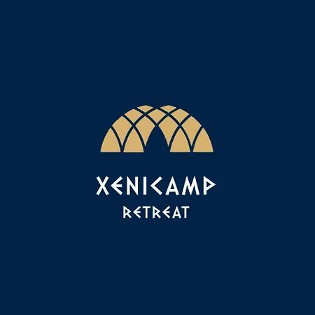 مكان تخييم Xenicamp & تولو