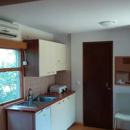 캠프장 Xenicamp & *